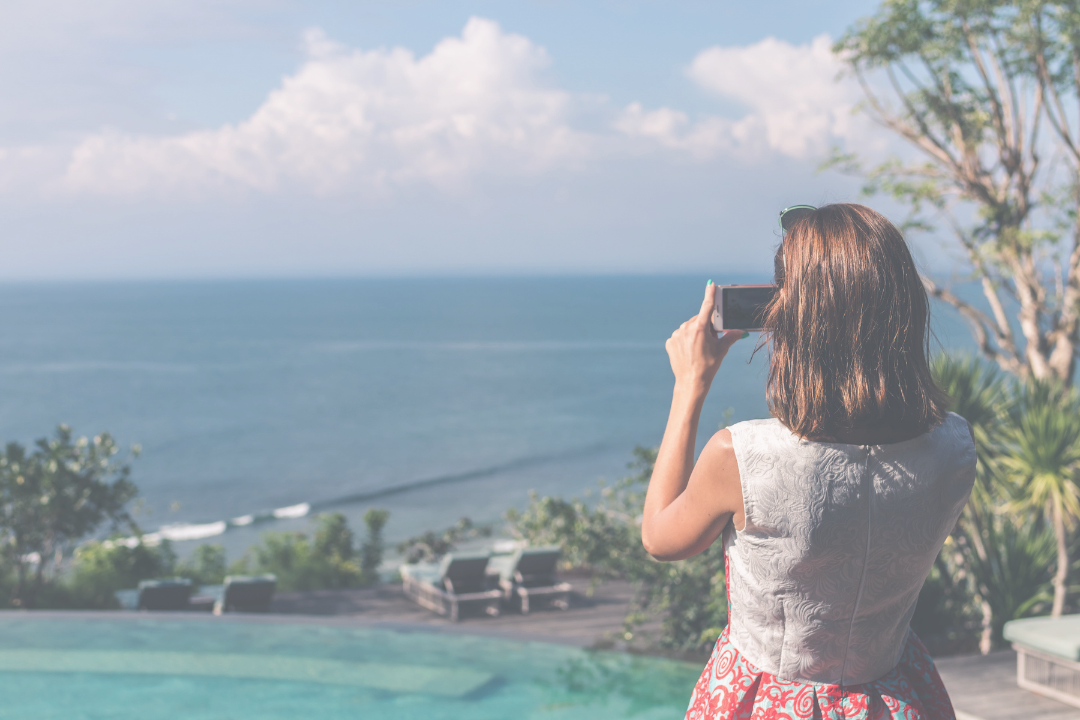 Best Vlogging Cameras Under 150